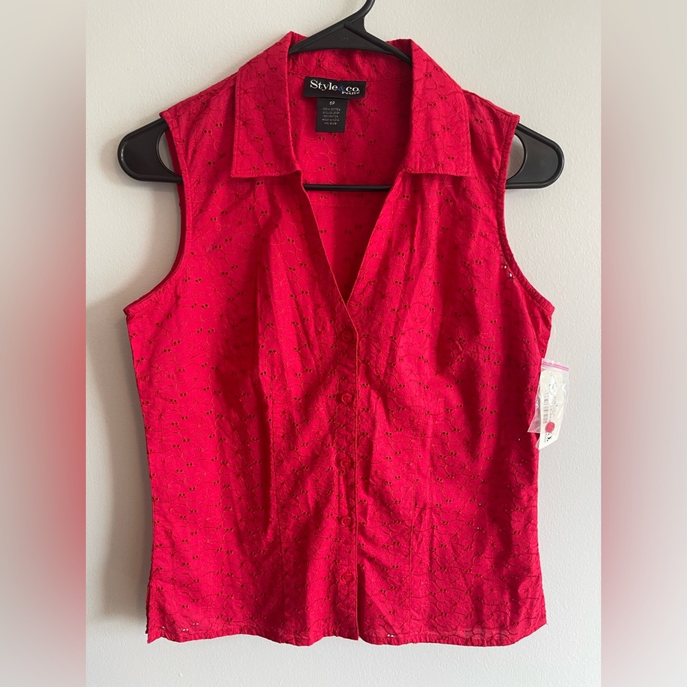 Style & Co. Red Floral Eyelet Button Up Tank Too